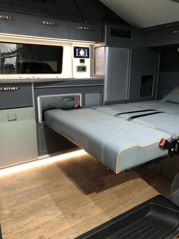 Claude the Camper - Image 9
